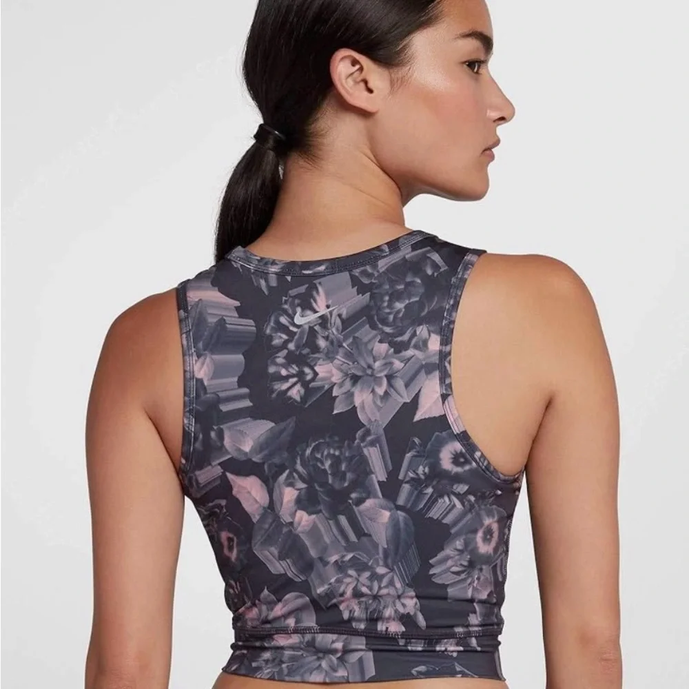 Nike‎ Women's Epic Lux Printed Crop Running Tank